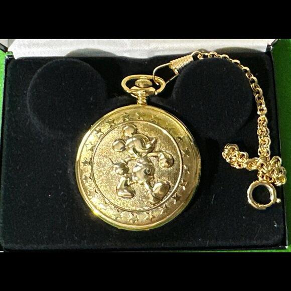 Walt Disney's Mickey Mouse ~ Gold Tone Conductors Pocket Watch by Colibri - Picture 4 of 9